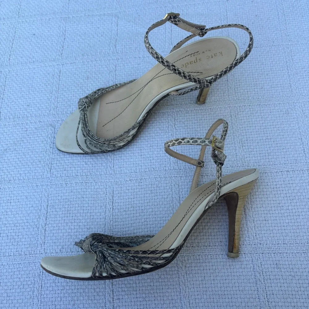 Women's 6.5 KATE SPADE Vintage Y2K White Leather Snake Strappy Heeled Sandals